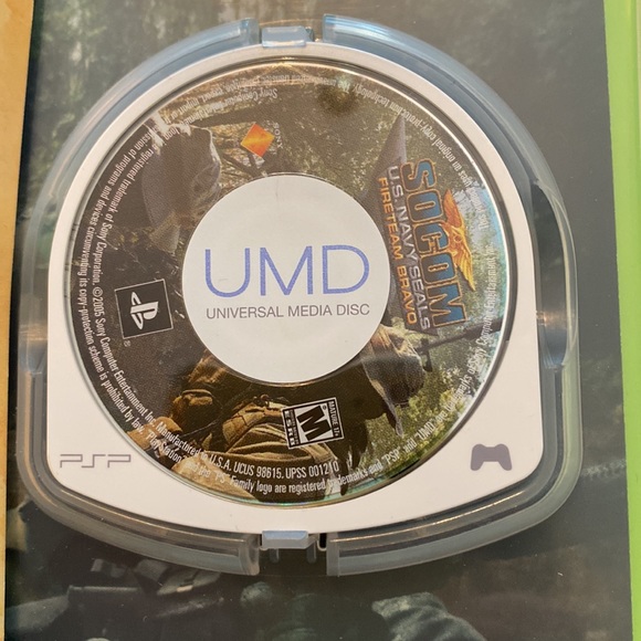 PSP game - Socom U.S. Navy Seals Fireteam - Picture 3 of 4